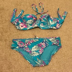 AE bikini (32A, S) - PAY ONLY SHIPPING/POSH FEES